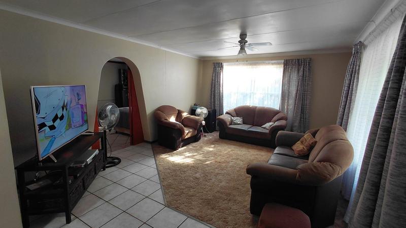 6 Bedroom Property for Sale in Fauna Free State